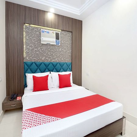 Oyo 12354 Hotel Sangreela Amritsar Ngoại thất bức ảnh