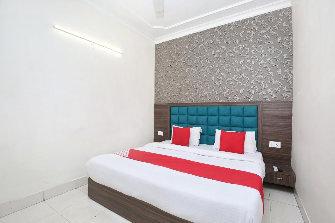 Oyo 12354 Hotel Sangreela Amritsar Ngoại thất bức ảnh