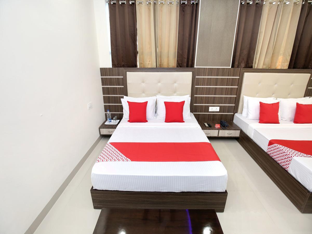 Oyo 12354 Hotel Sangreela Amritsar Ngoại thất bức ảnh