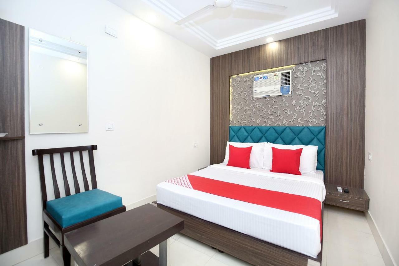 Oyo 12354 Hotel Sangreela Amritsar Ngoại thất bức ảnh